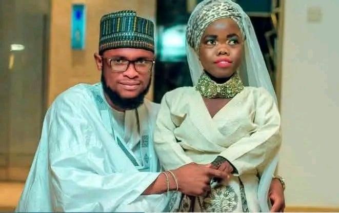 Nigéria: Tribunal obriga influenciadores digitais a casar após vídeo “indecente” – Correio da Kianda Nigéria: Tribunal obriga influenciadores digitais a casar após vídeo “indecente” – Correio da Kianda