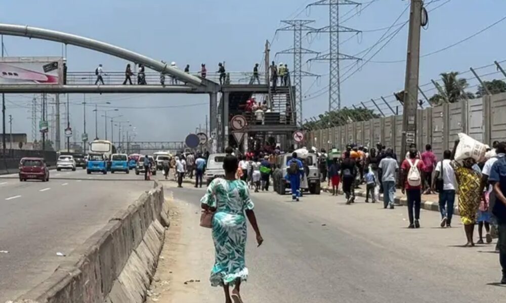 GPL quer reforçar fiscais no Cazenga para travar a venda desordenada